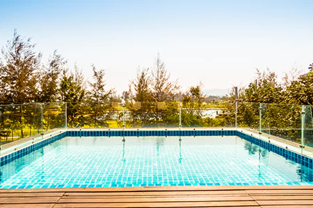 Cost of Glass Pool Fence Repair in Palm City, FL